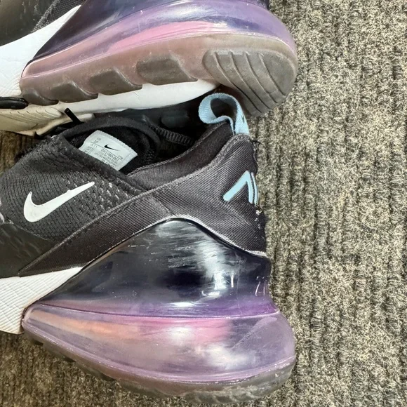 Nike Women’s  Air Max 270 shoes - Picture 4 of 4